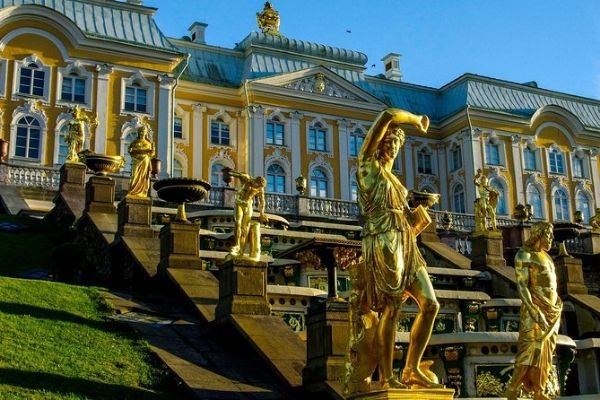 Two Capitals Moscow and St Petersburg, 8 days