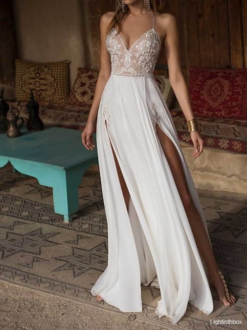 A-Line Wedding Dresses V Neck Floor Length Chiffon Spaghetti Strap Illusion Detail Backless with Appliques Split Front 2021