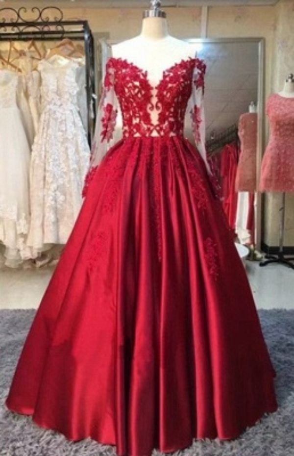 2021 Red Prom Dresses Off-the-Shoulder Lace Appliques Long Sleeves Puffy Evening Gowns