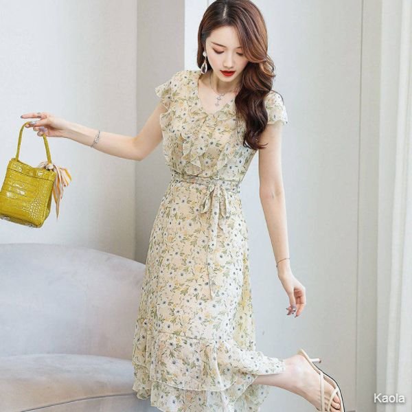 Hengyuanxiang spring and summer new women's high-end chiffon French doll collar first love niche floral waist dress